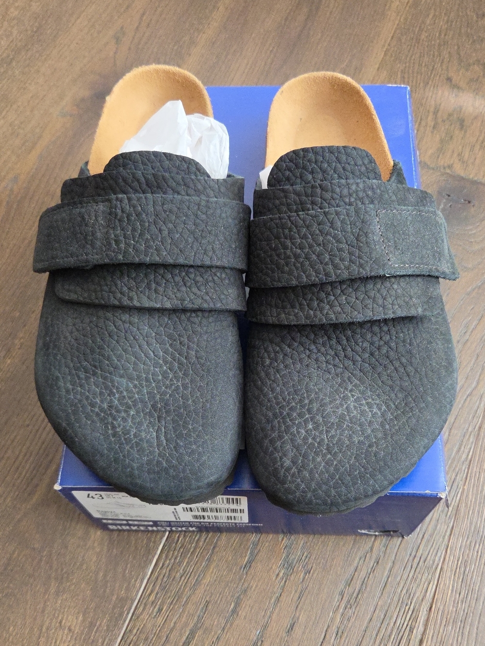 Birkenstock Men's Black Textured Slip-On Clogs